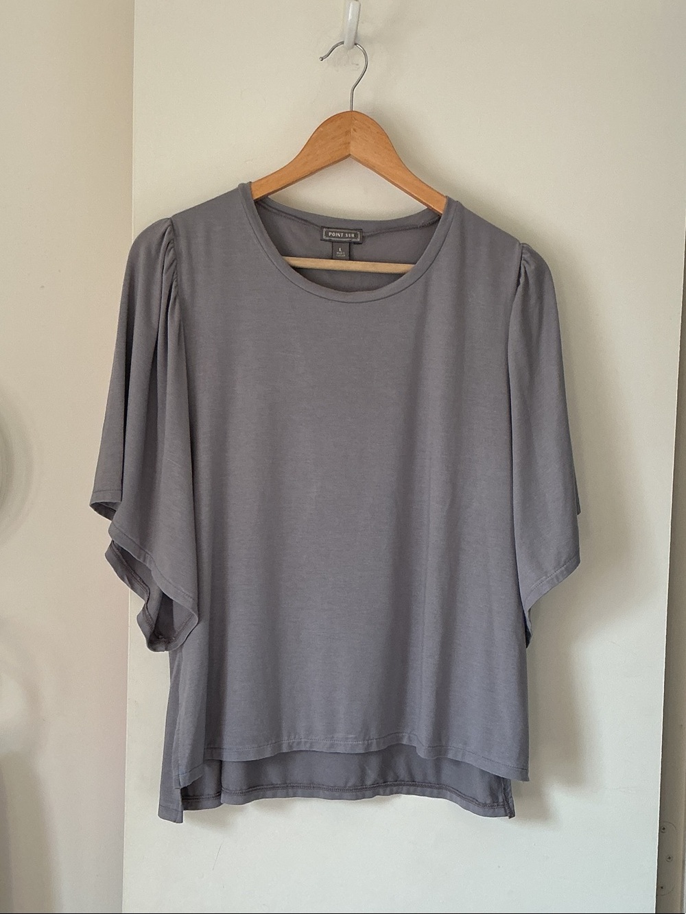POINT SUR From J.Crew Gray Flutter Sleeve Women's Top
